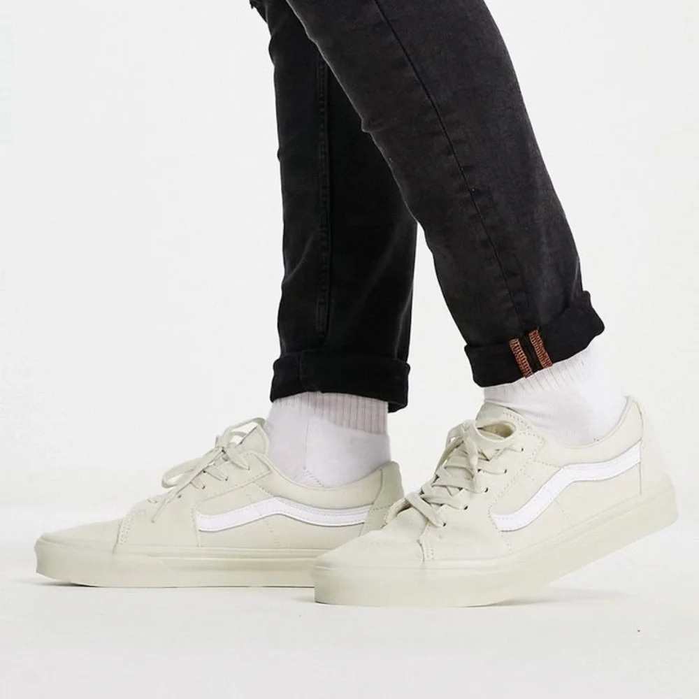 Vans‎ Authentic Sk8-Low Trainers In Off White/White - Men's 10.5 / Women's 12.0